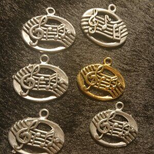 6-piece charm lot music notes and G clef